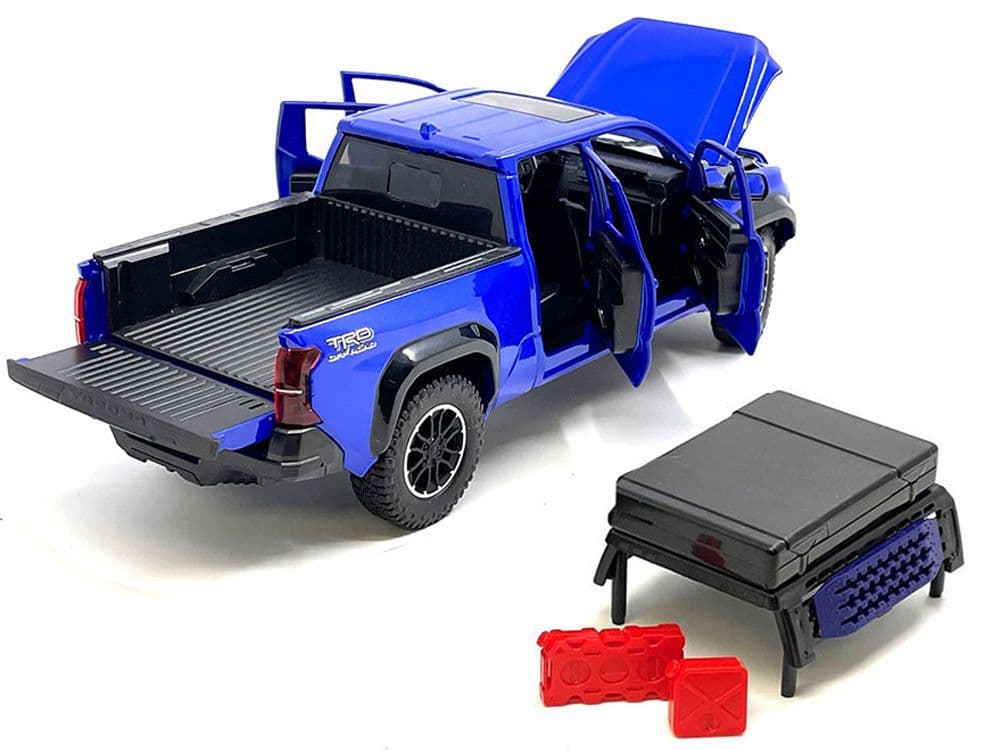 2023 トヨタ・タコマ TRD OFF ROAD　(ブルー)