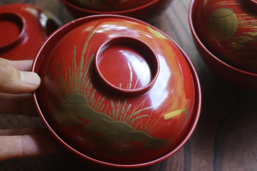 絵柄選択可！時代朱漆に優美な絵替風物蒔絵の映えるお椀8点（検輪島塗蒔絵椀