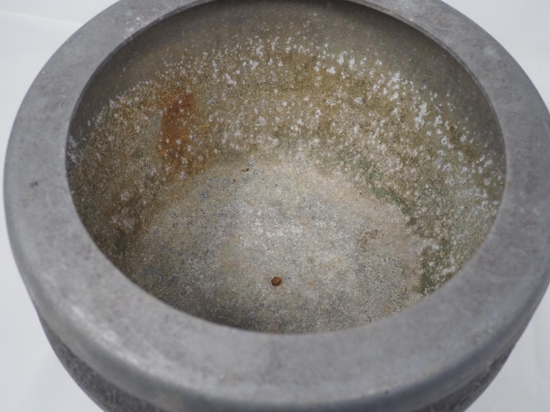 アルミ製　彫刻火鉢　台座付き　　大洋製　-SO