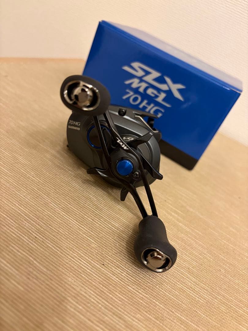 あにゃ　SLX MGL 70HG ベイトリール　右巻き