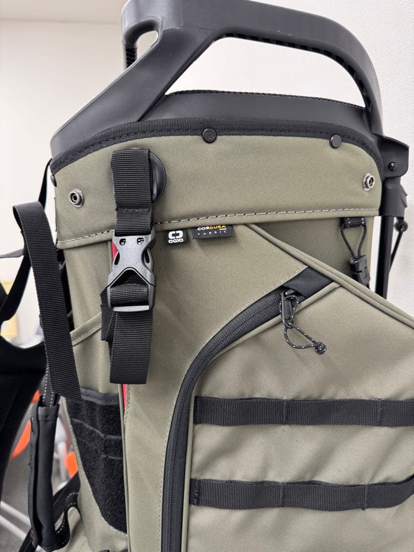 OGIO ALPHA CORE CONVOYスタンドタイプ オリーブ　グリーン