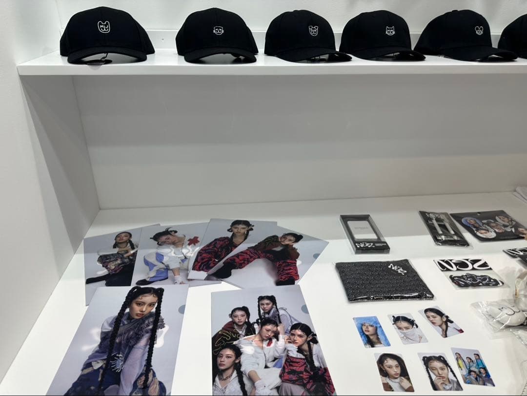 NJZ 香港 complexcon コンプセット 全員 新品未開封