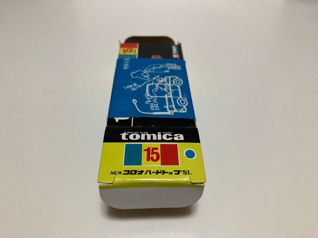 トミカ　日本製　ニュー　コロナ　1700 安田火災　シール付き　希少