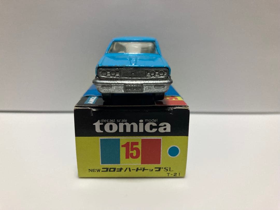 トミカ　日本製　ニュー　コロナ　1700 安田火災　シール付き　希少
