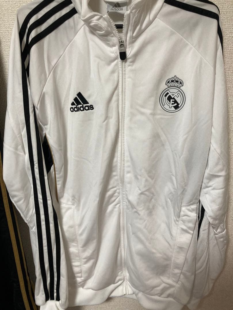 adidas レアルマドリード　上下　Oサイズ