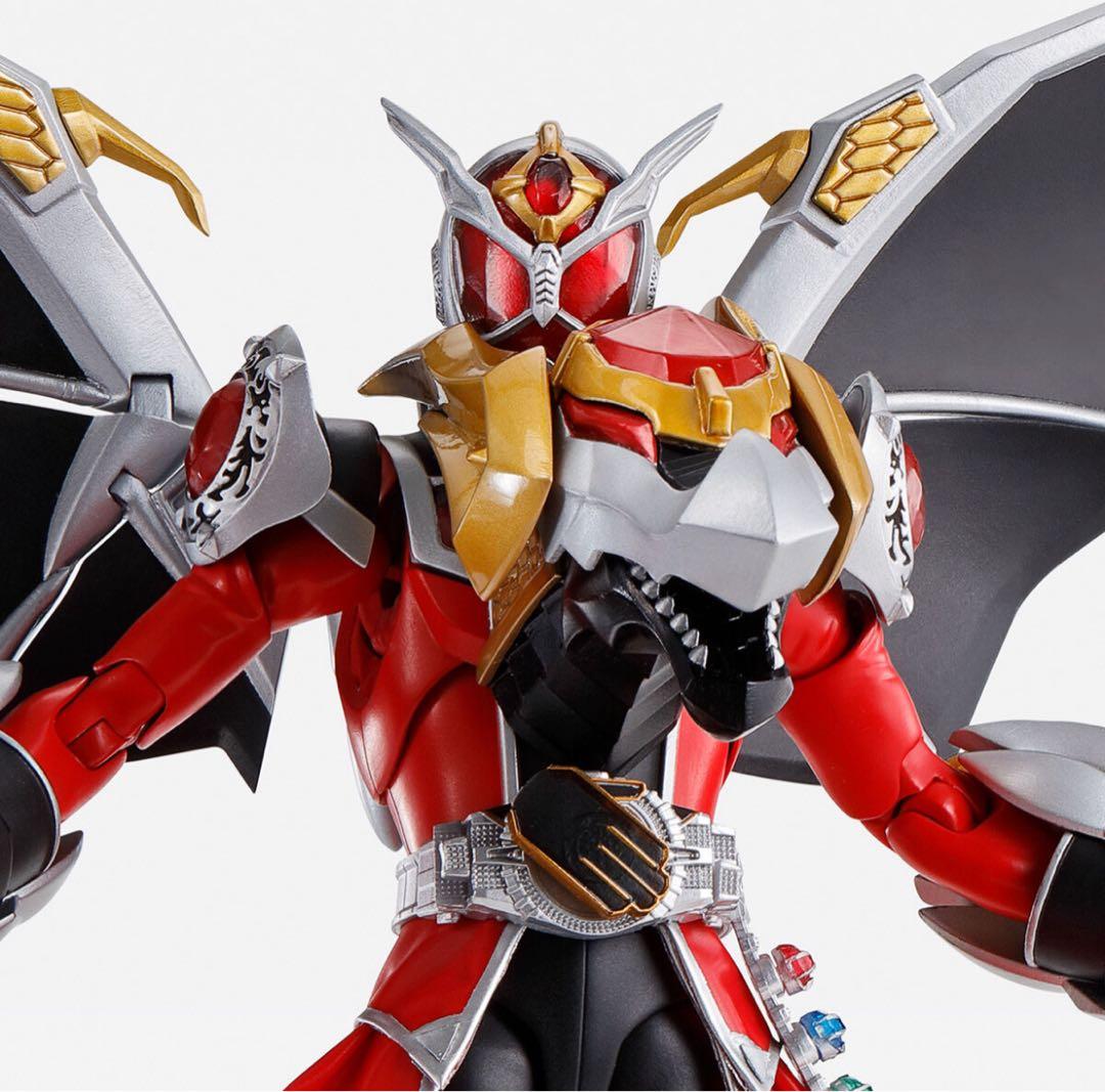 SH（真骨彫製法） 仮面ライダーウィザード フレイムドラゴン／オールドラゴン