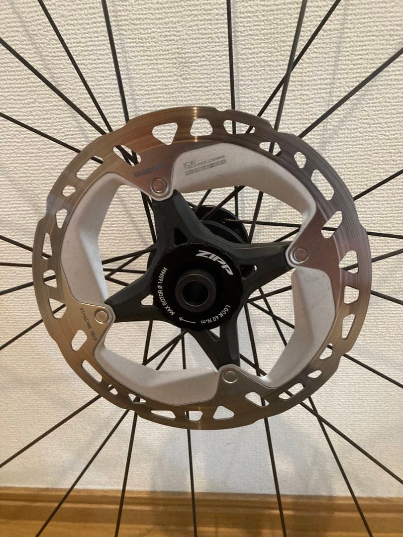 ZIPP 303 Firecrest スプロケ、ローター、タイヤセット