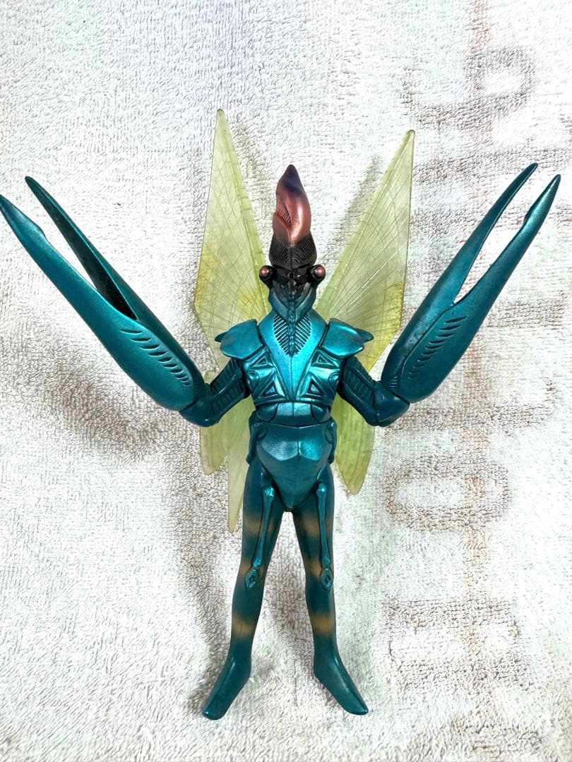 [貴重]ウルトラマンパワード　サイコバルタン星人 ソフビ 2点セット
