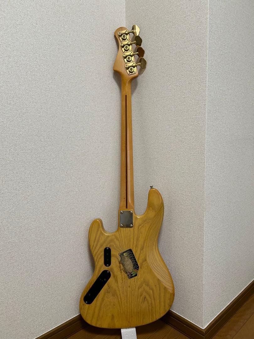 エレキベース JBタイプ（アクティブ）