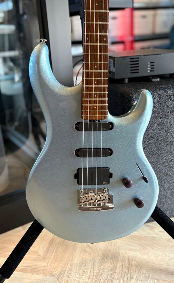 ギター MUSICMAN LUKE