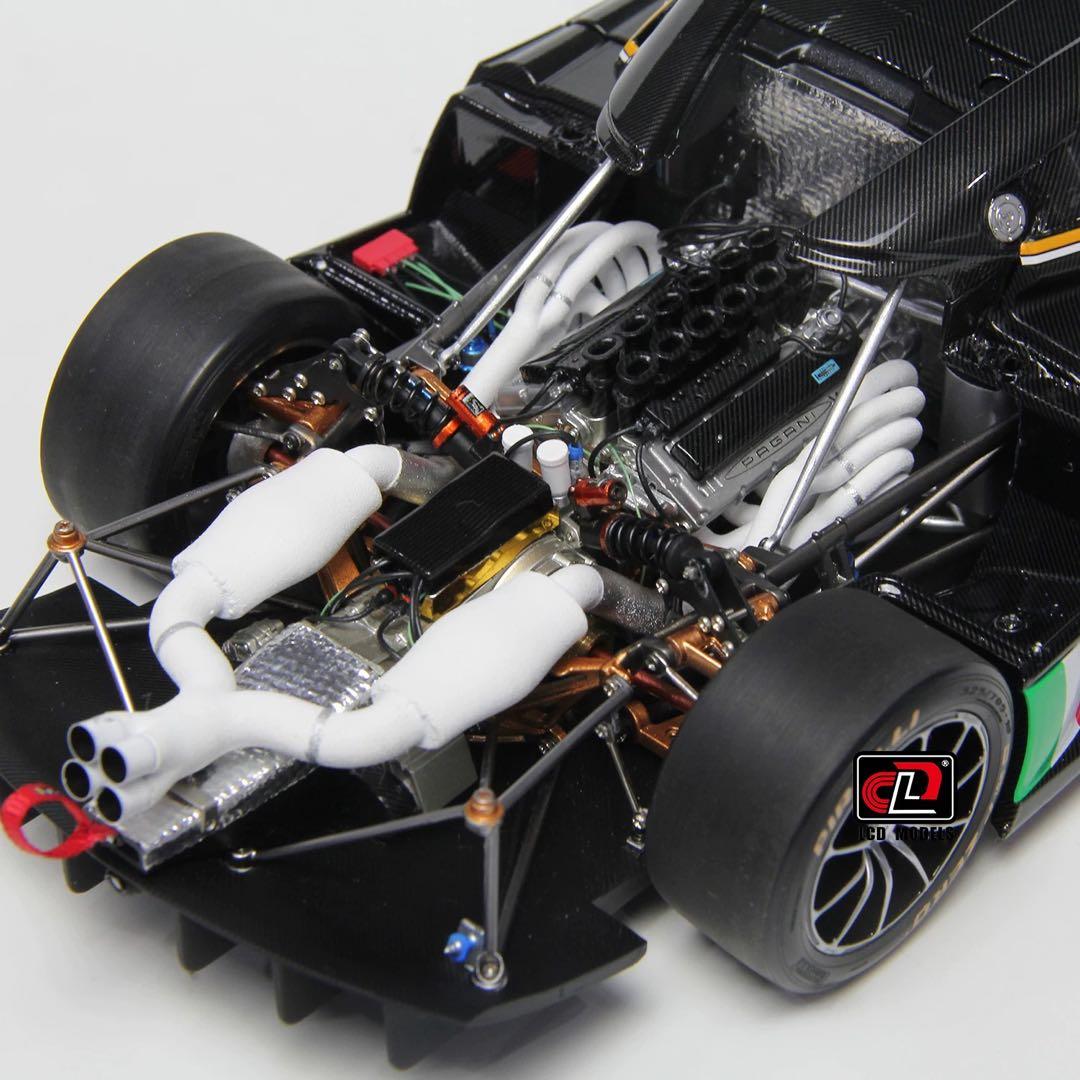 完売 入手困難 LCD モデル 1/18 パガーニ ウアイラ ミニカー 全開閉