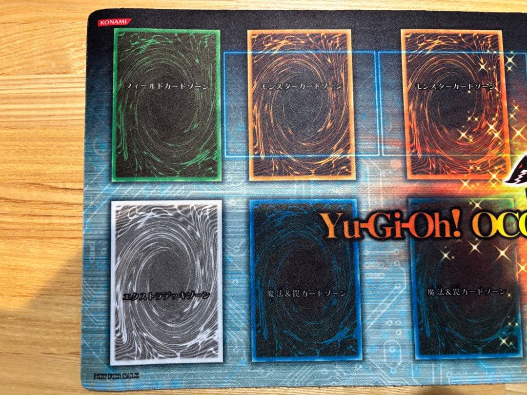 【値下げ】遊戯王 アジアチャンピオンシップ 2010 プレイマット