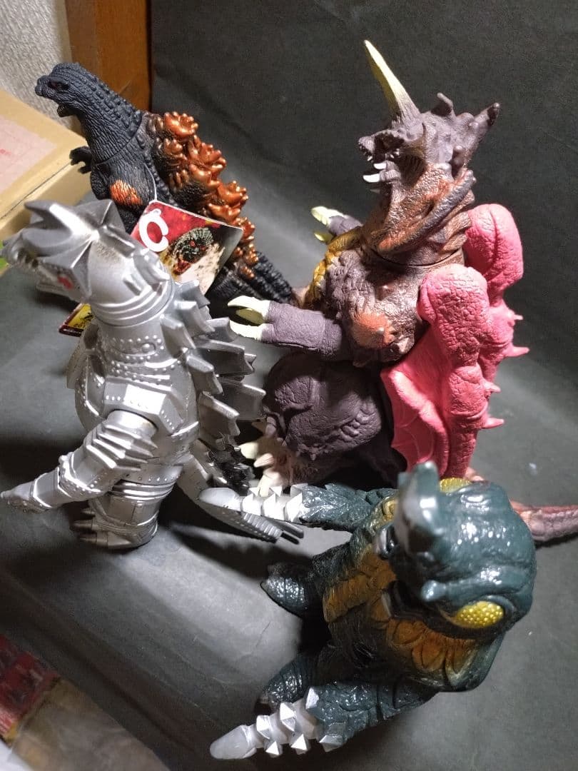 バーニングゴジラ、デストロイア、メガロ、メカゴジラ1、ソフビ
