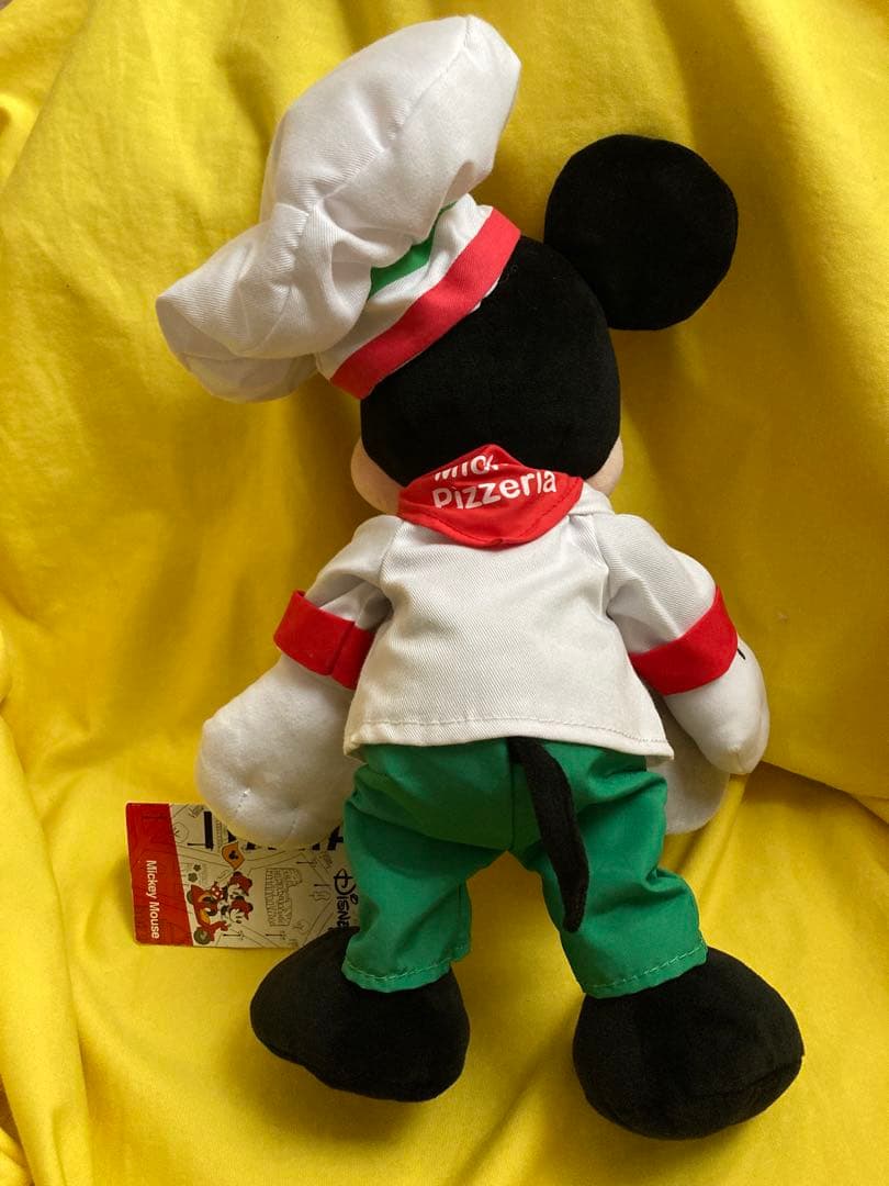 イタリアディズニーストア限定‼️✳️ミッキー　ぬいぐるみ　シェフ ピザ‼️✳️クッキング
