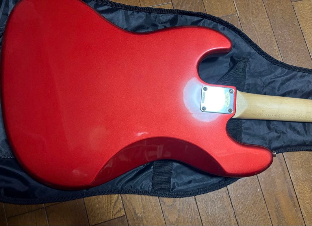 BUSKER'S エレキベース レッド ケース付き