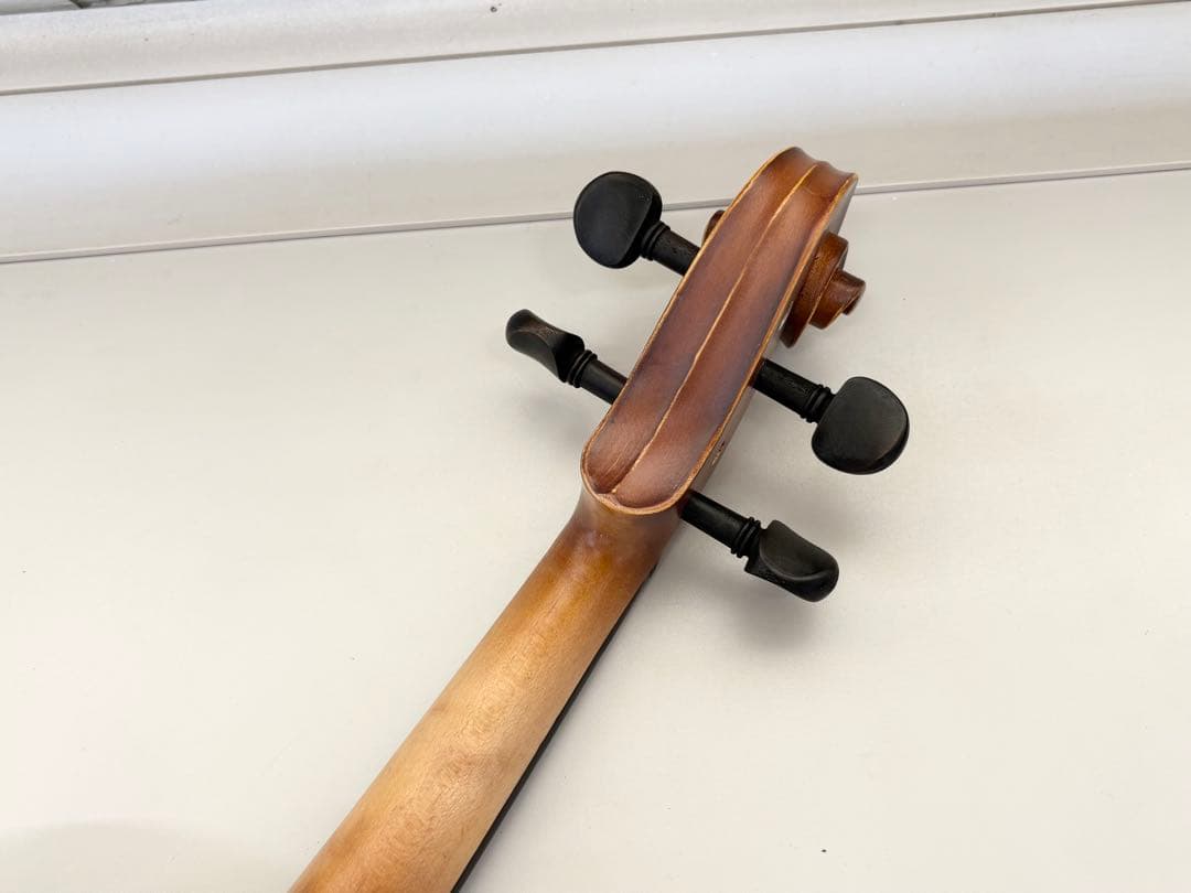 HALLSTATT V-12 4/4 ハルシュタット バイオリン ケース付