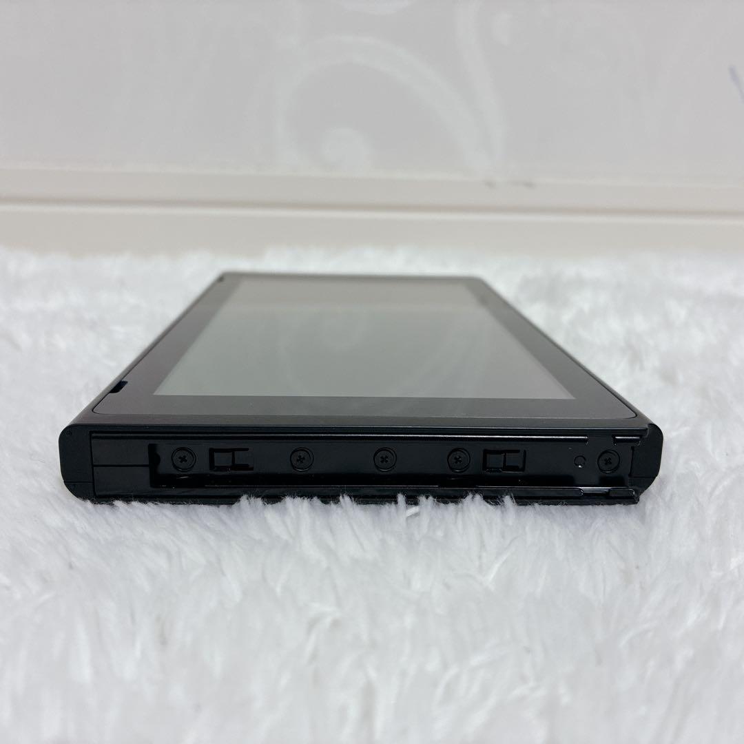 【液晶美品】Nintendo Switch 初期型 2018年製　画面傷なし