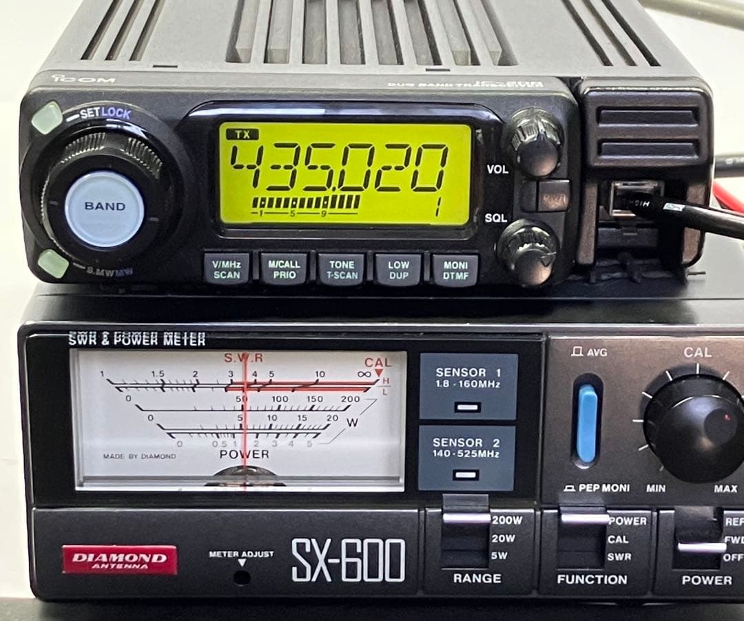 アイコム IC-208D 50w アマチュア無線機　アマチュア無線