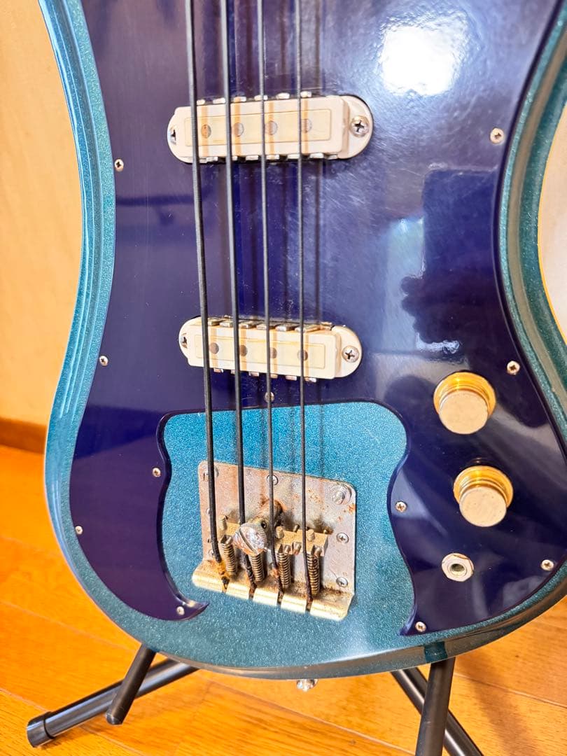【1960年代】絶版 Guyatone EB-9 Sharp Fiveブルー