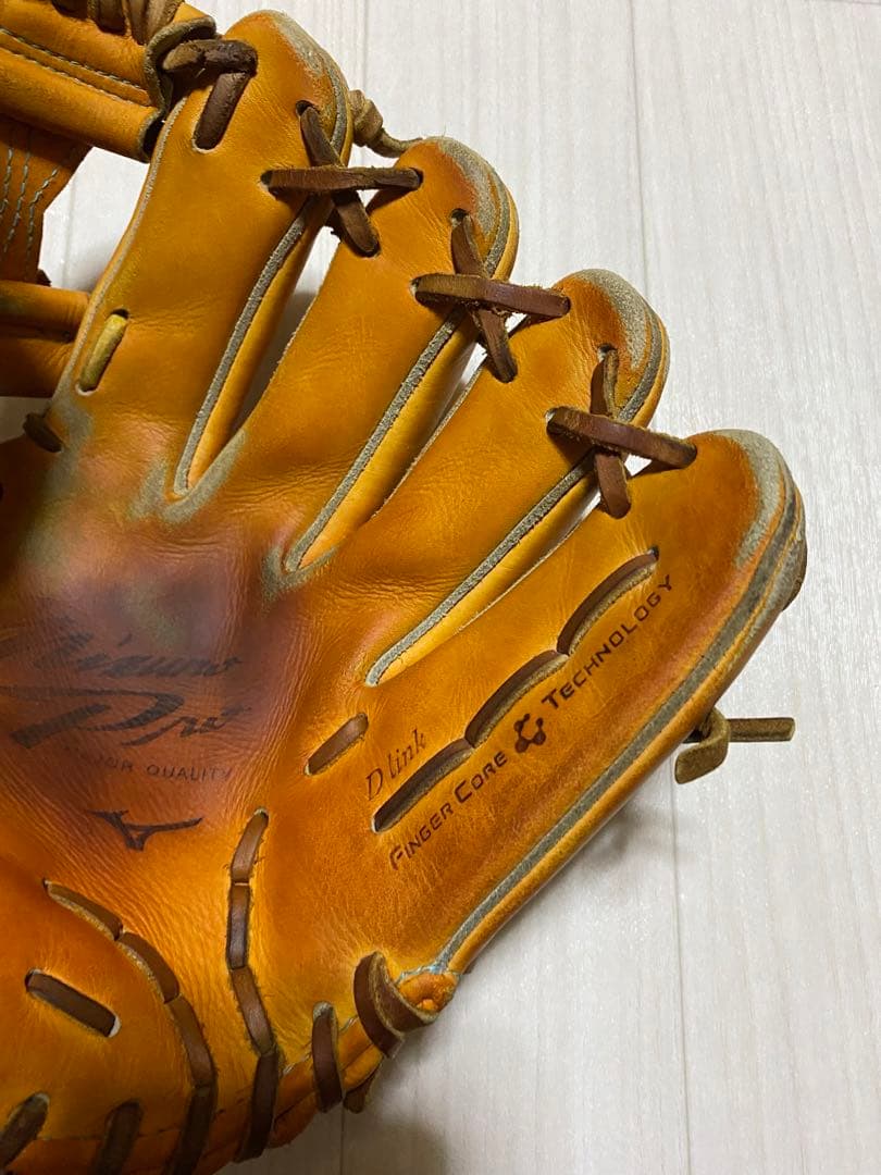 匿名発送　　ミズノプロ軟式内野手用グローブ