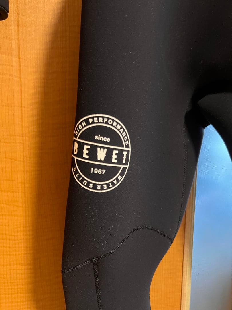 n*o様 BE WET 既製品　ウェットスーツ