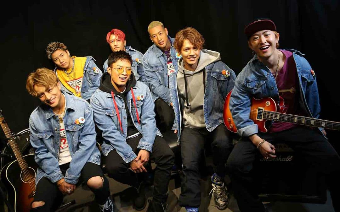 GENERATIONS  GUESS コラボ パーカー　タグ有り