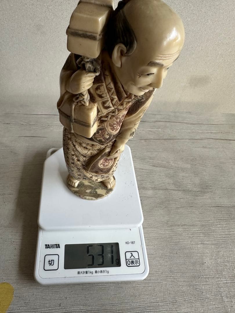 昭和レトロ 和風置物 細密彫刻 樹脂製 骨董品 アンティーク