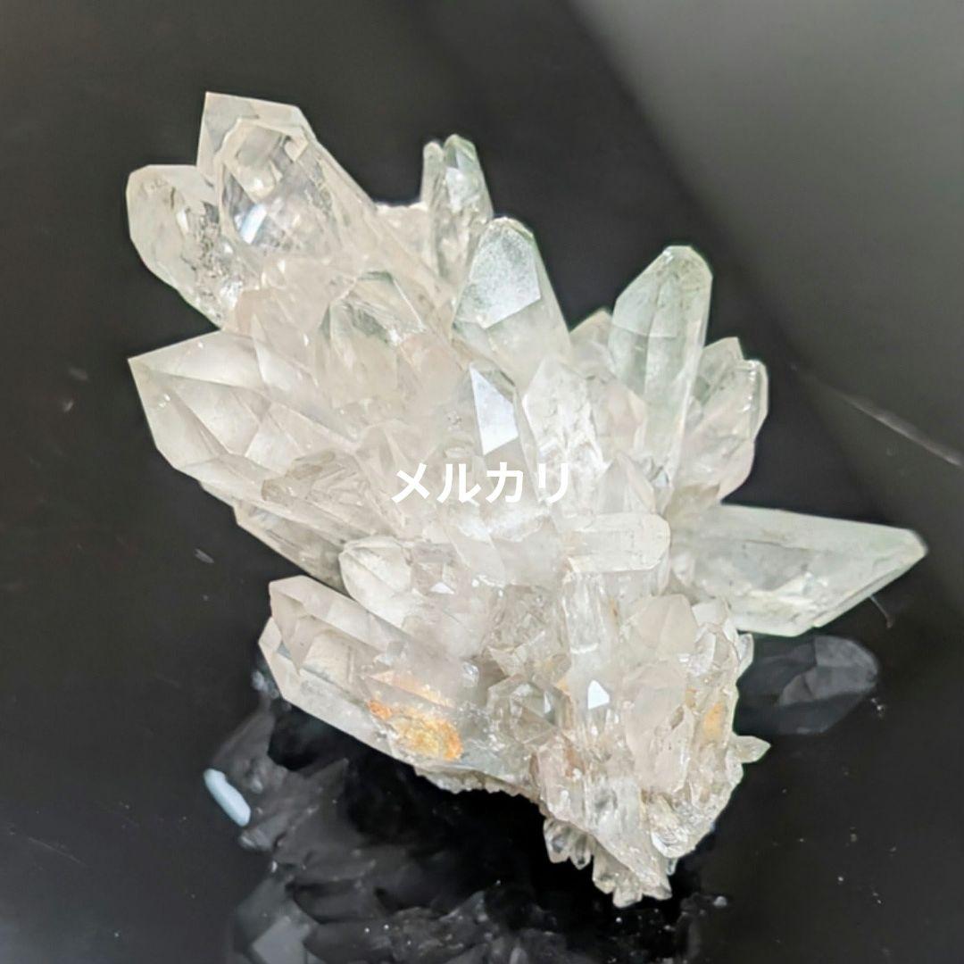 ￥25,000→21,250 　15% OFF　草入り水晶クラスター（ブラジル）