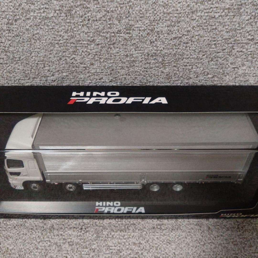 HINO PROFIA 1/64スケール トラック