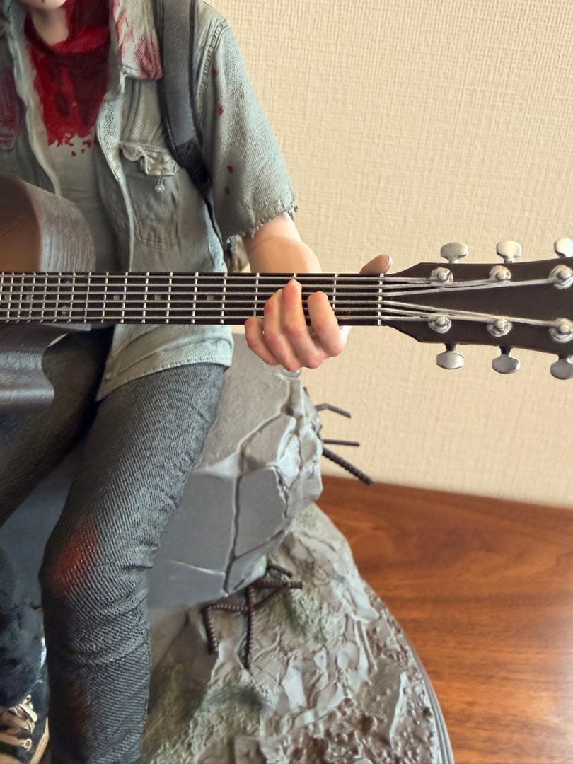 ラストオブアス2 コレクターズエディション エリー スタチュー フィギュア