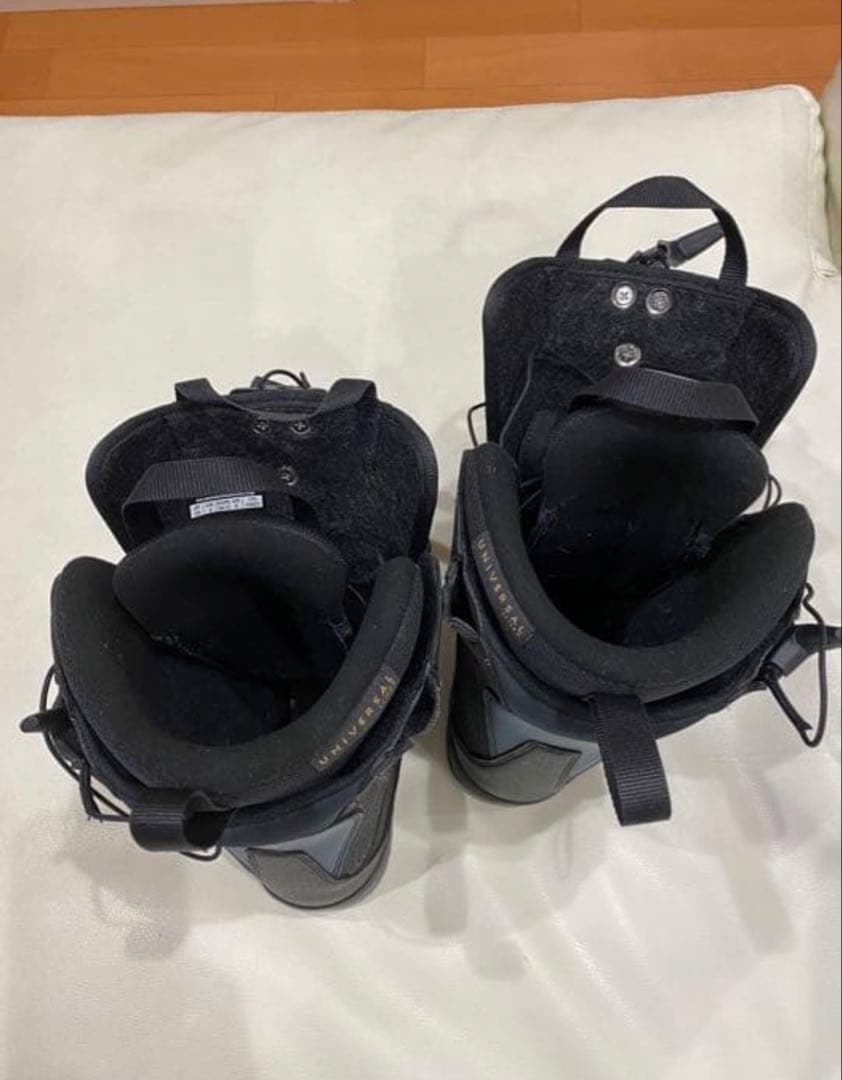1度のみ使用Salomonサロモン PEARL 23.0cm