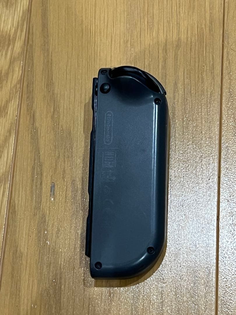 ユ*タ様 Nintendo Switch 本体 ブラック➕コントローラー黒、水色