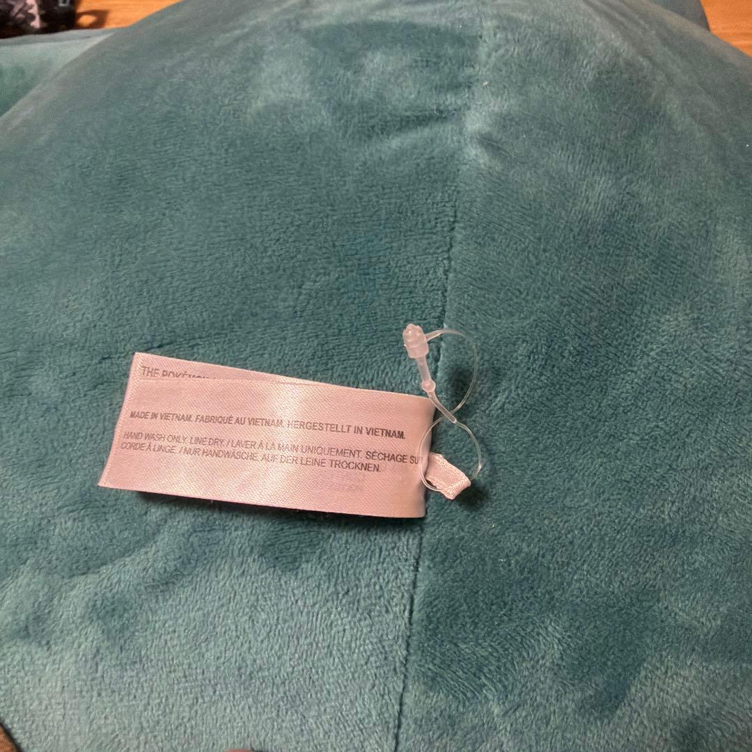 ポケモンセンターオリジナル　カビゴン　ぬいぐるみ