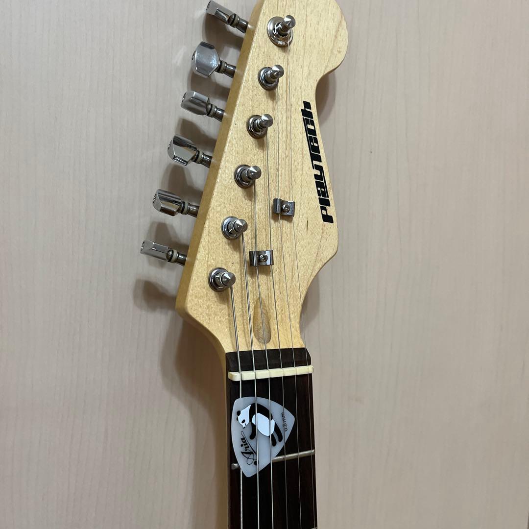 ホワイトエレキギター ストラトキャスター 初心者中古美品