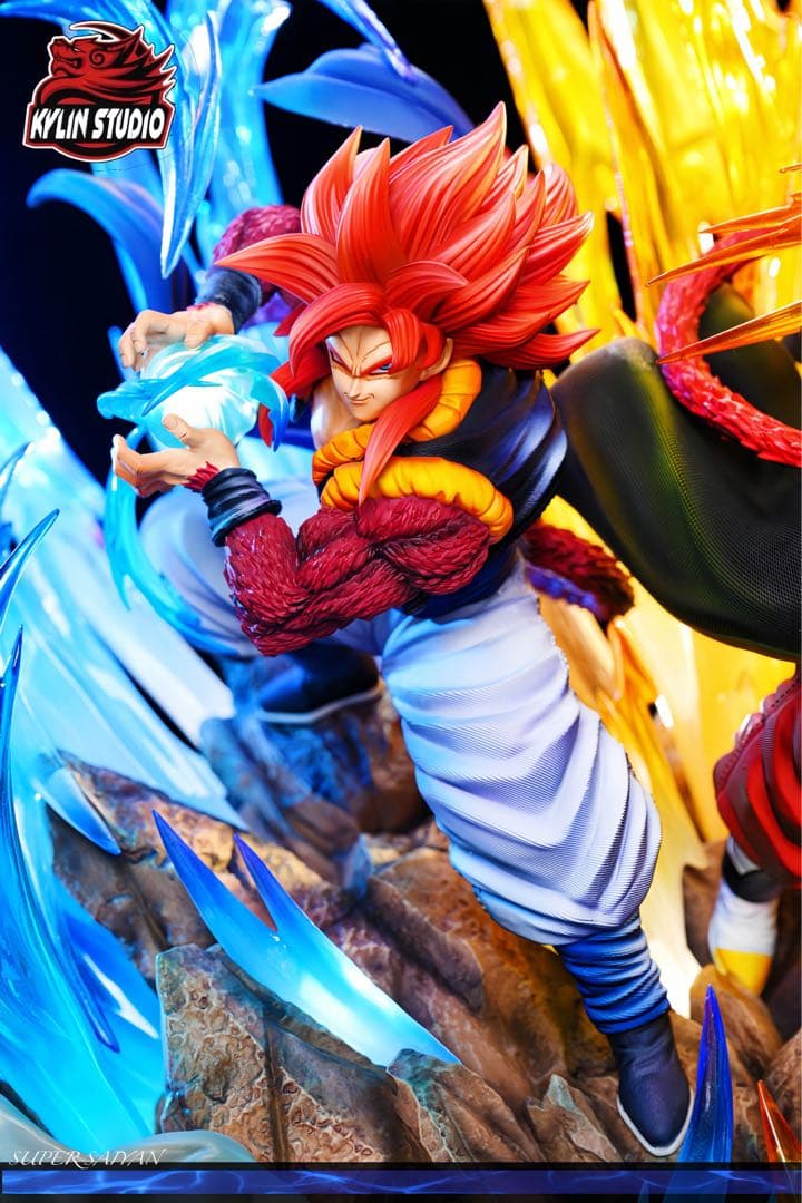 ドラゴンボール　ゴジータとベジットスーパーサイヤ人4　ガレージキッド　フィギュア