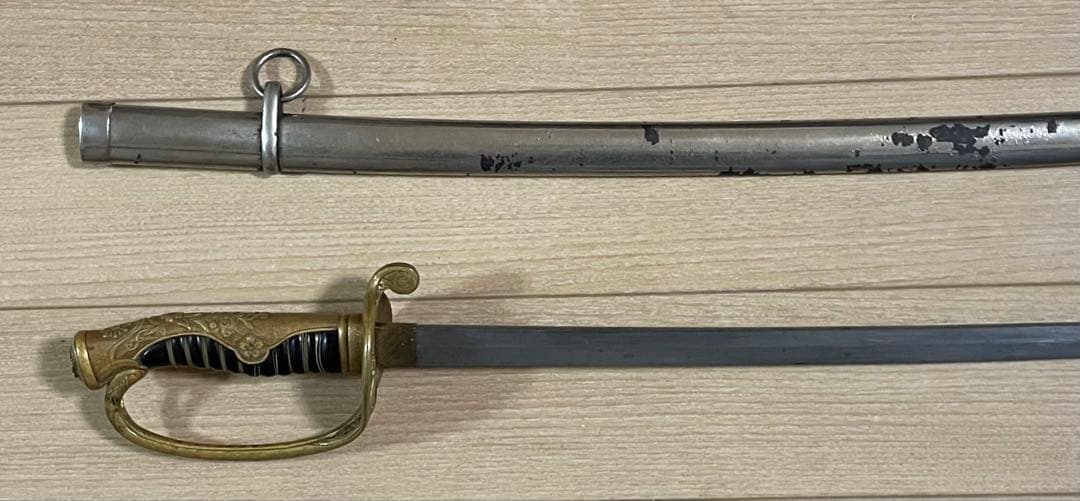 模造刀　美術刀　サーベル　指揮刀　時代武具　V997