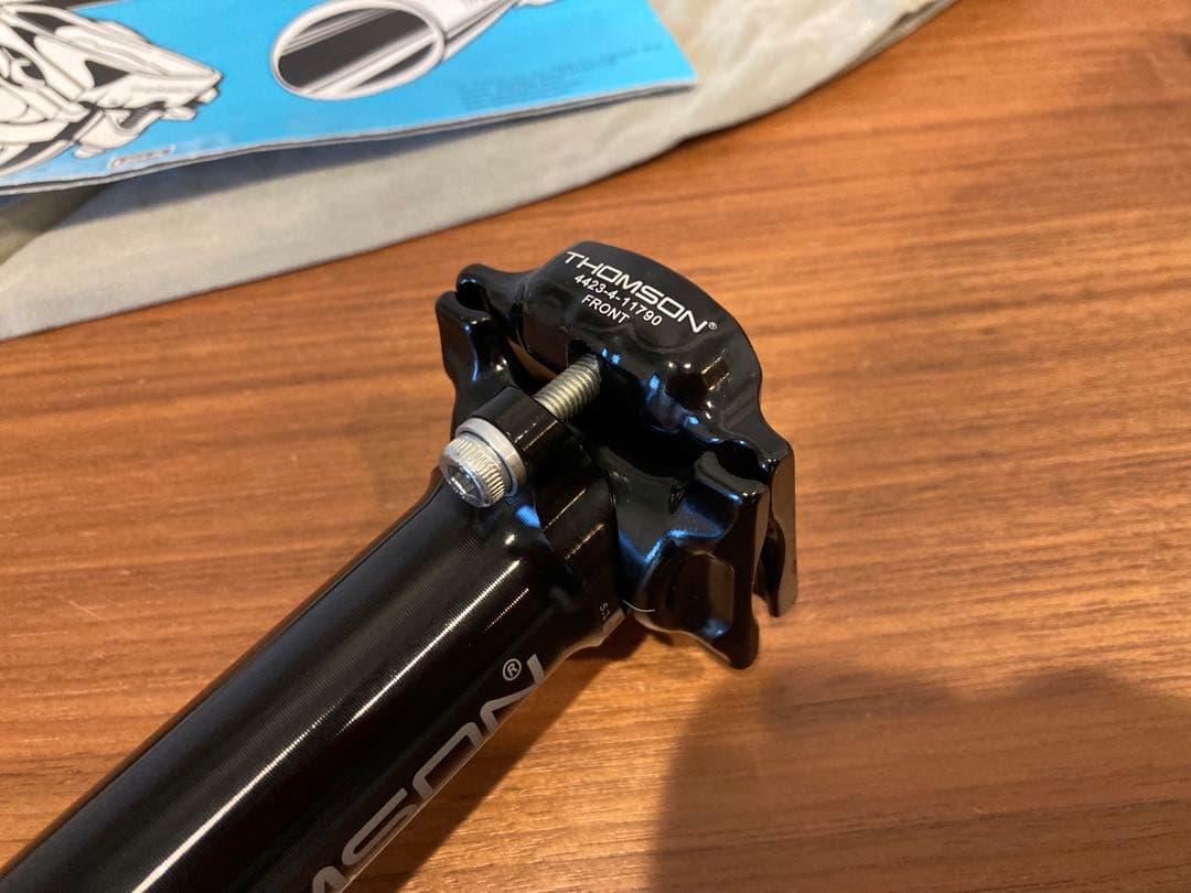 THOMSON Masterpiece シートポスト 27.2mm