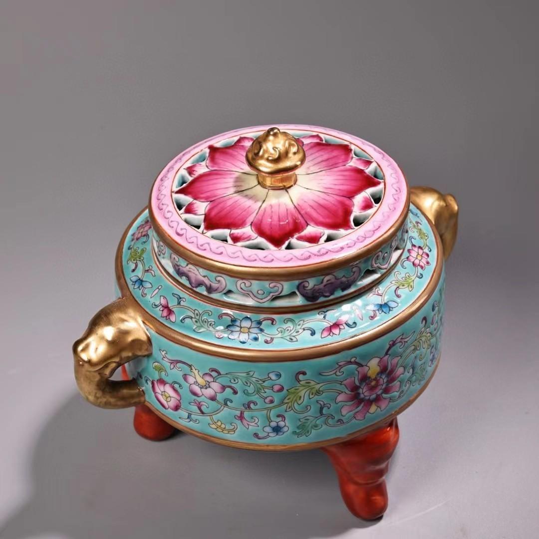 中国古美術・珍品旧蔵・七宝彩と鎏金磁器の熏香炉・純手描き・古陶瓷品・極細工・置物