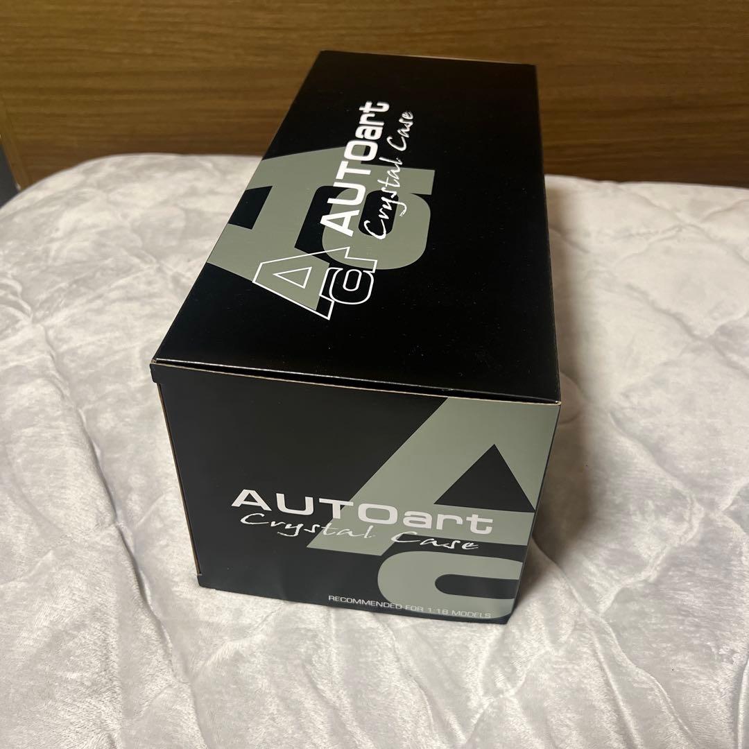 AUTOart 1/18 ケンメリ GT-R ホワイト /クリスタルケース付