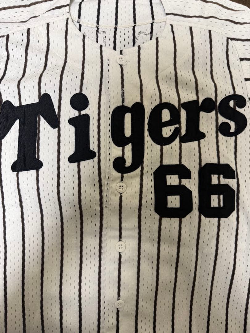 阪神タイガース　1990年　坂孝一　実使用ユニフォーム　デサント　上下セット