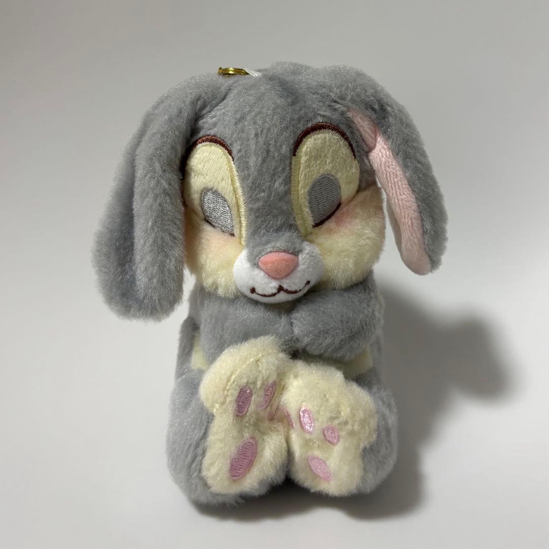 ディズニー　ディズニーストア　とんすけ　ぬいぐるみ・キーチェーン　うとうと