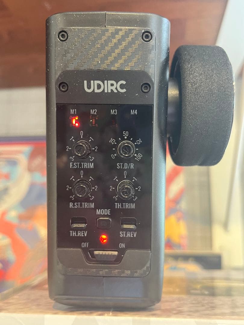 新品　RC クローラー　udirc 1/24 4x4 オフロードトラック