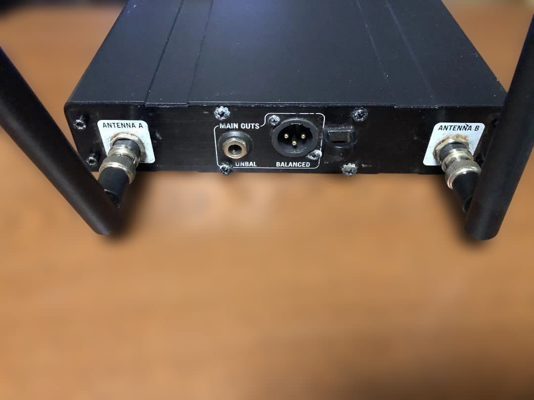 LINE 6 XD-V55、V35-BP、 AT810Fワイヤレスシステム