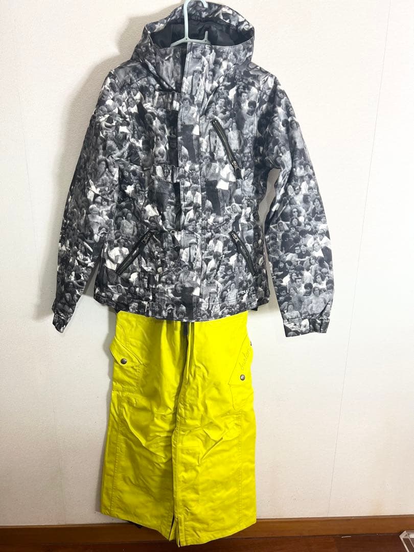 バートン　Burton スノーボードウェア 上下セット　レディース　M
