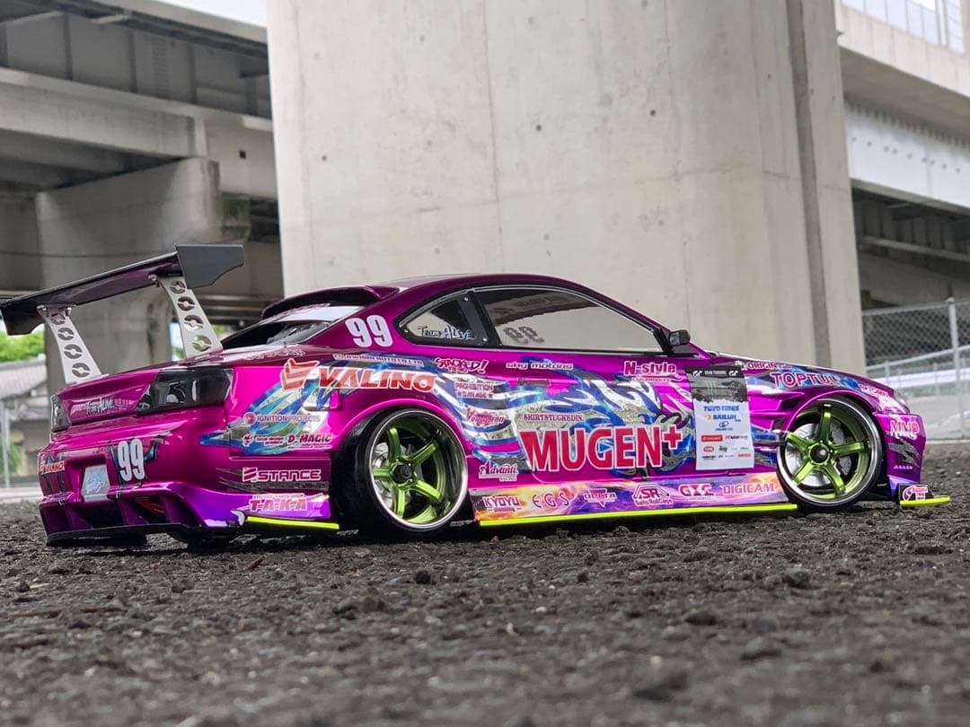 アディクション　S15 シルビア 中村直樹 未走行ボディ