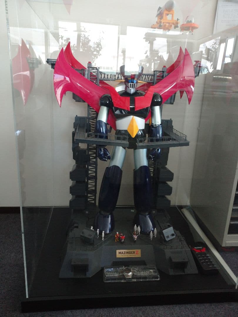 青鬼　アシェット鉄の城マジンガーZ75cm巨大メタルギミックモデル