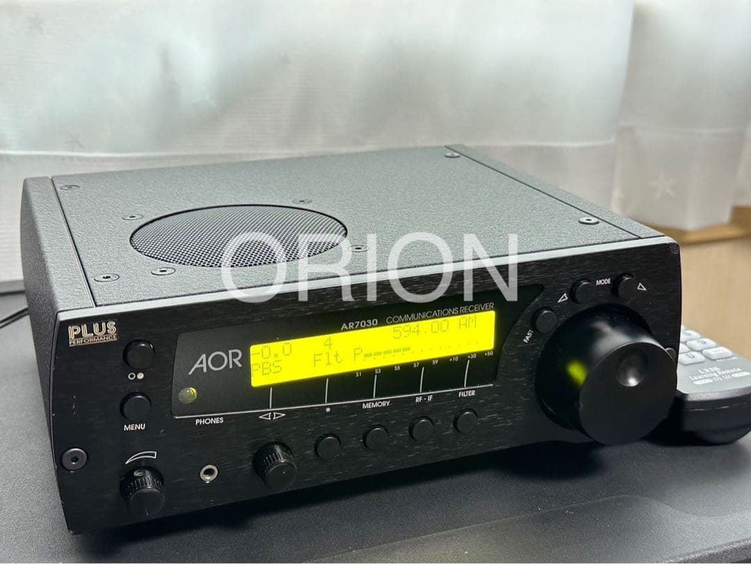 AOR 受信機　AR7030 PLUS