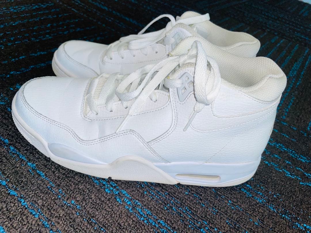 Nike Air ホワイト ハイカットシューズ