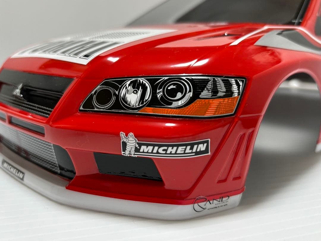タミヤ 1/10 三菱ランサーエボリューションVII WRCボディ