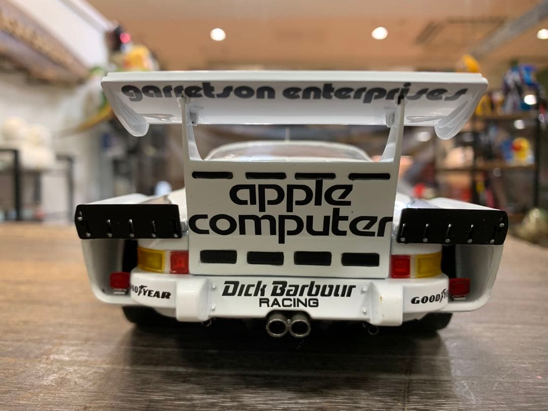 1/18 ポルシェ 935 K3 24H LE MANS 1980